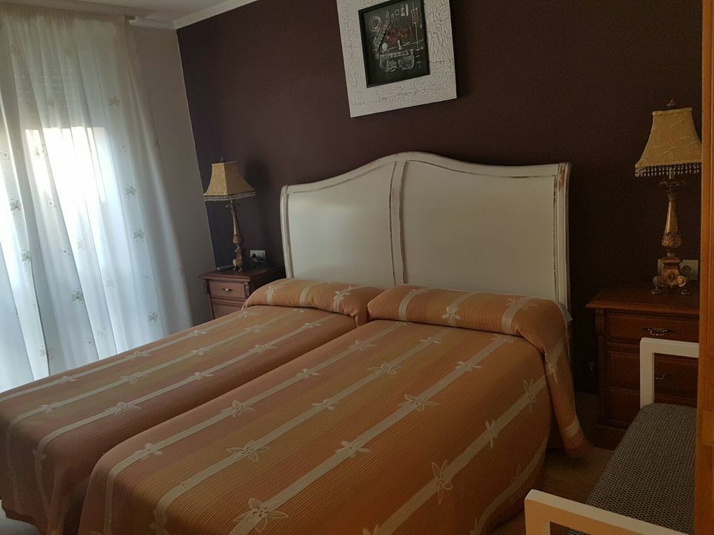 ホテル Ave Del Mar カマリーニャス エクステリア 写真