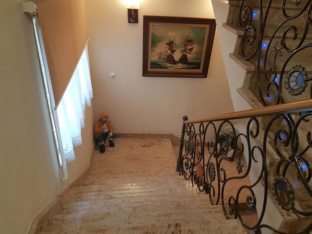 ホテル Ave Del Mar カマリーニャス エクステリア 写真